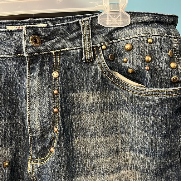 Moto Blues wide leg Jeans with metal embellishments - Picture 3 of 7
